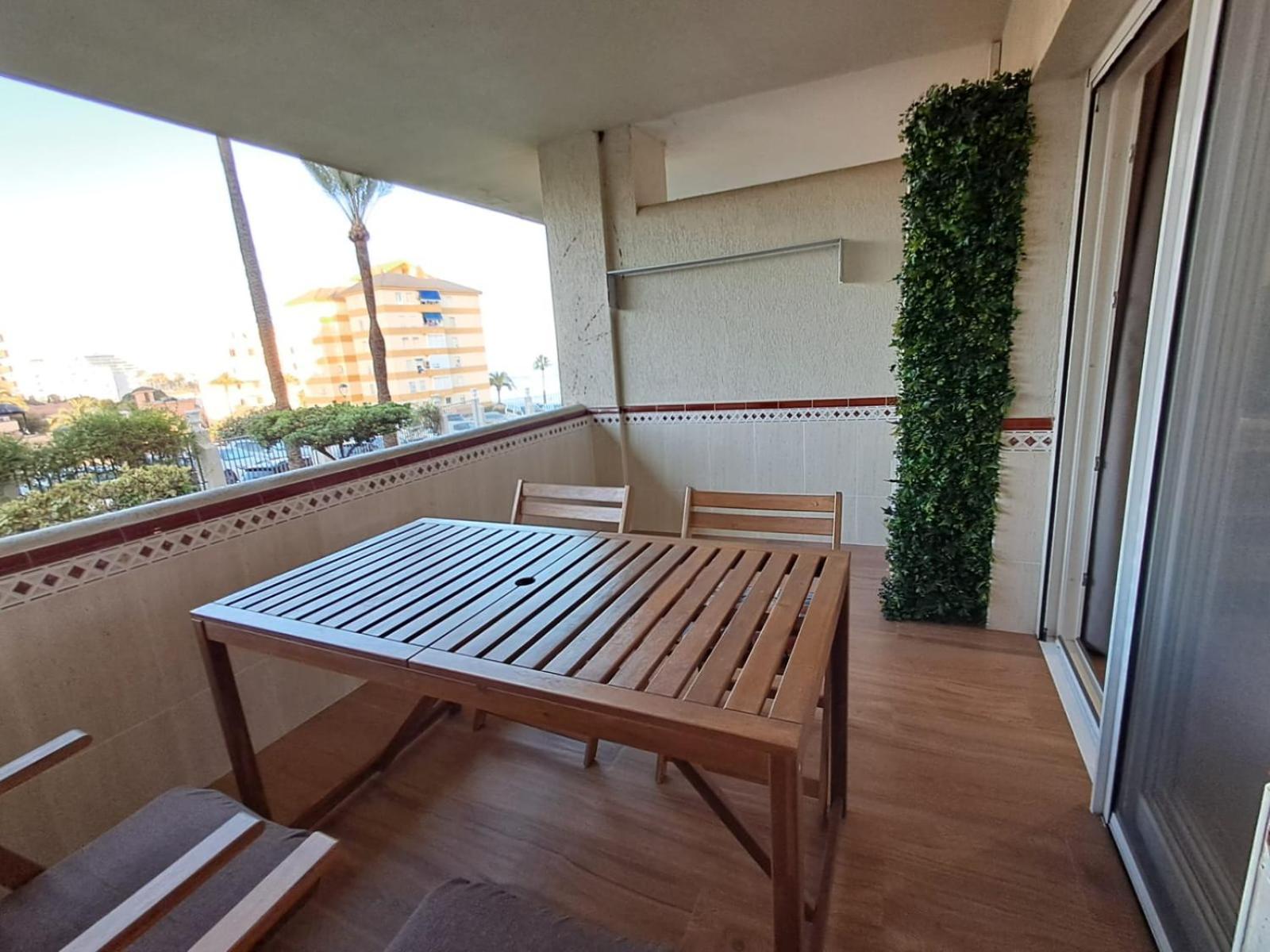 Benalbeach R&R Suite Benalmádena Buitenkant foto